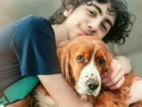 Benefici del cane sulla salute mentale degli adolescenti: uno studio 2025 svela un legame sorprendente